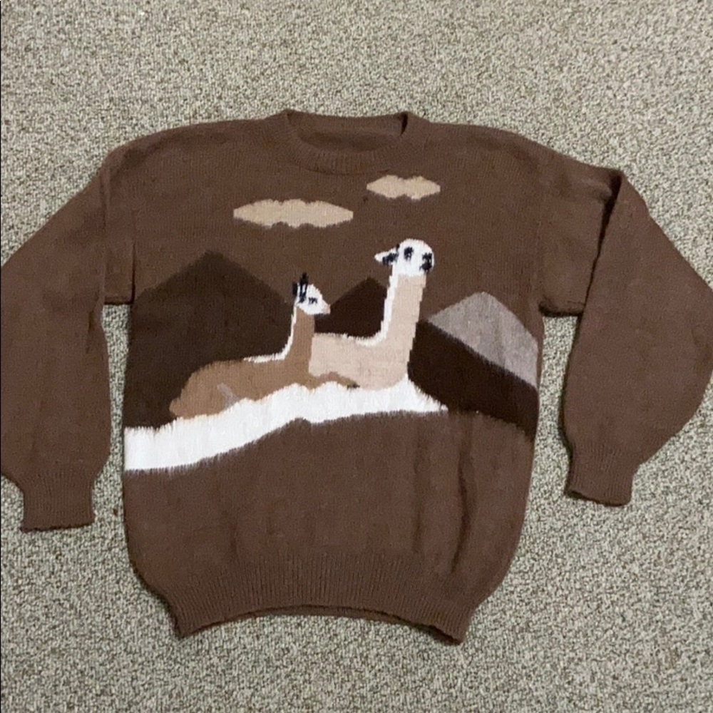 FUN SWEATER